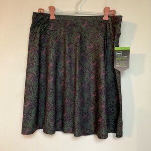 REI Northway Skirt Pewter Green Floral Skirt Size M